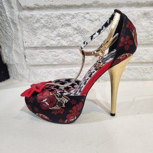 Iron Fist silk skull platform